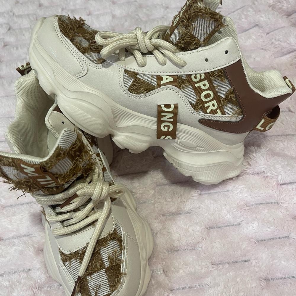 Trendy Chunky Cream and Brown Women's Athletic Sneakers